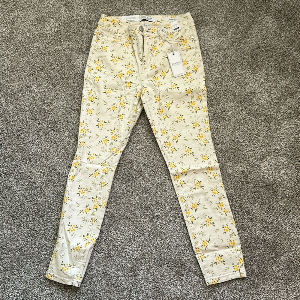 Judy Blue jeans size 27